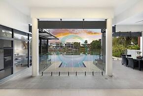 ZENLUX INFINITY - 4BR with Private Pool