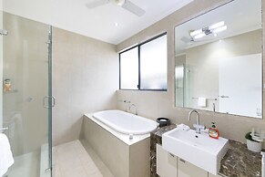 ZENLUX INFINITY - 4BR with Private Pool
