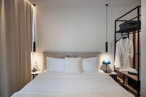 IRA-HPA Hotel