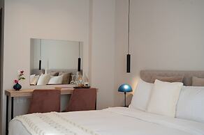 IRA-HPA Hotel