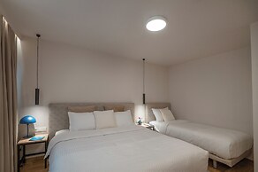 IRA-HPA Hotel