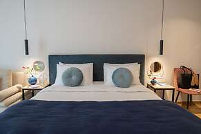 IRA-HPA Hotel