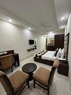 HOTEL PARK ROYAL