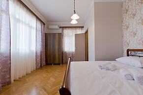 Hotel Home 21 Batumi
