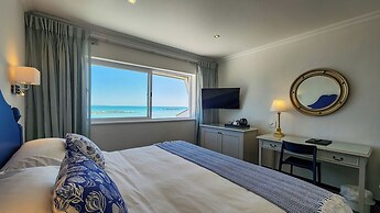 Blue Peter Hotel