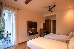 Moustache Bhimtal Luxuria, Nainital
