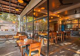Moustache Bhimtal Luxuria, Nainital