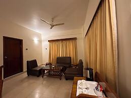 lhaki Hotel