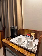 lhaki Hotel