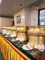 lhaki Hotel