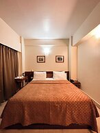 lhaki Hotel