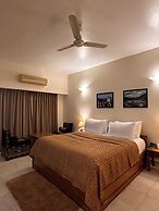 lhaki Hotel