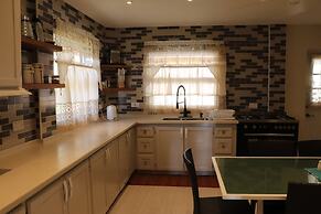 Dalys Luxury Apartments