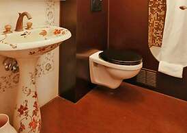 Hotel Lux