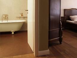 Hotel Lux