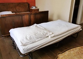 Hotel Lux