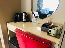 Grafiti Boutique Hotel