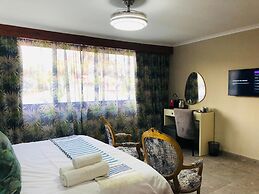 Grafiti Boutique Hotel