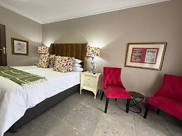 Grafiti Boutique Hotel