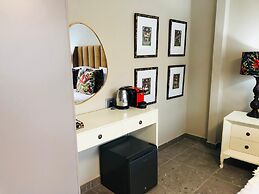 Grafiti Boutique Hotel