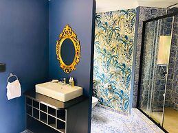 Grafiti Boutique Hotel