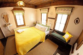 Arslan Bey Mansion Private Accommodation Facility