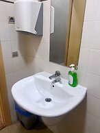Hostel Acacias