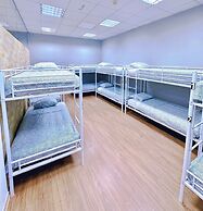 Hostel Acacias