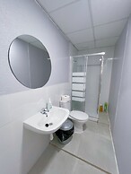 Hostel Acacias