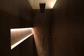 Delcorto Suites