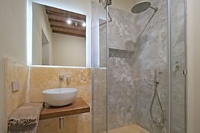 Delcorto Suites