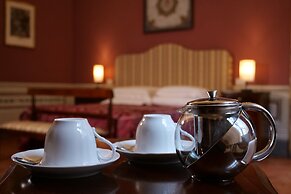 Delcorto Suites