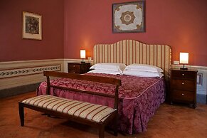 Delcorto Suites
