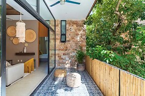 Marquez II Manor Tulum By Sandy Powerful