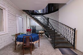 Anna's Guest house