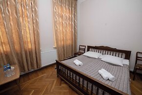 Anna's Guest house