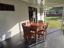 Moorea Here Lodge