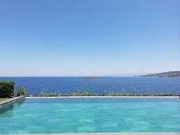 Gala Suites & Villas