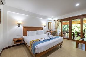 Meet Holiday Hotel