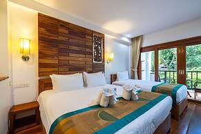 Meet Holiday Hotel