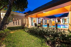 Meet Holiday Hotel