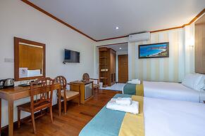 Meet Holiday Hotel