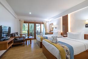 Meet Holiday Hotel