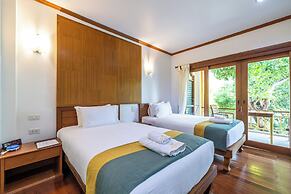 Meet Holiday Hotel