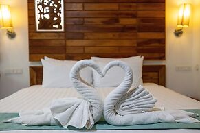 Meet Holiday Hotel
