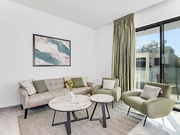 Sanders Olive - Cozy 1-bdr Apt With Shared Pool