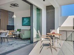 Sanders Olive - Cute 2-bdr Apt With Shared Pool