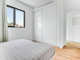 Sanders Olive - Cute 1-bdr Apt With Shared Pool