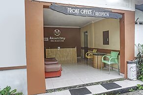 OYO 90923 Makassar Cottage