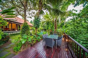 Infinity Jungle View Aashaya Villa Ubud
